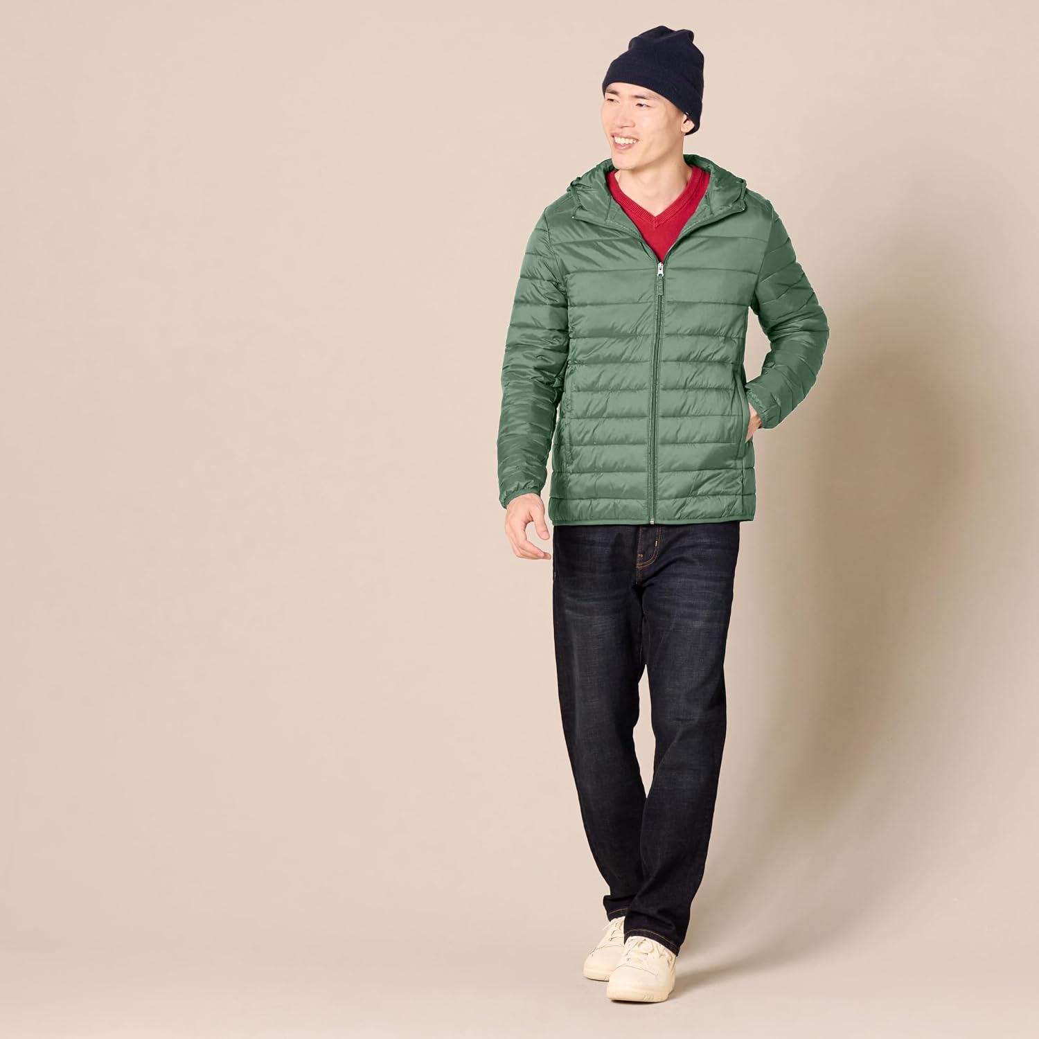 Detalle de Lightweight water resistant puffer jacket