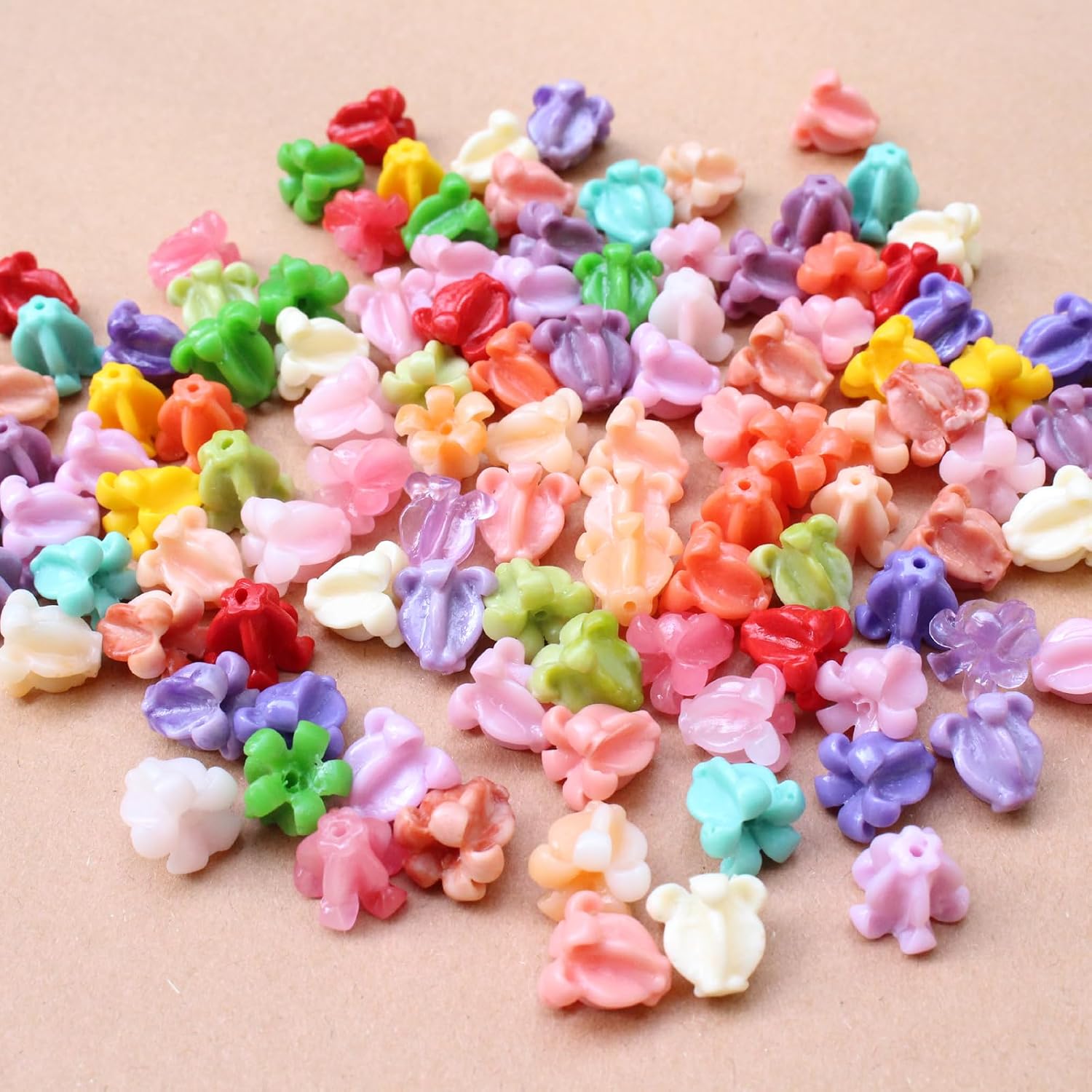 Detalle de Hanyuanbeads 12mm クラウンフラワー人工サンゴビーズ 100個入り ミックスカラー