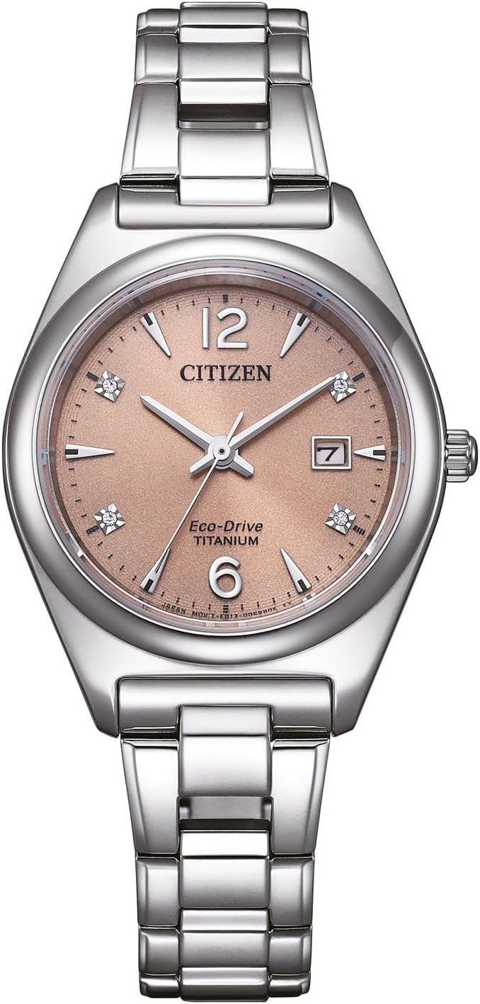 Detalle de Montre Citizen Analogique Eco-Drive pour Femmes — Élégance en lumière solaire