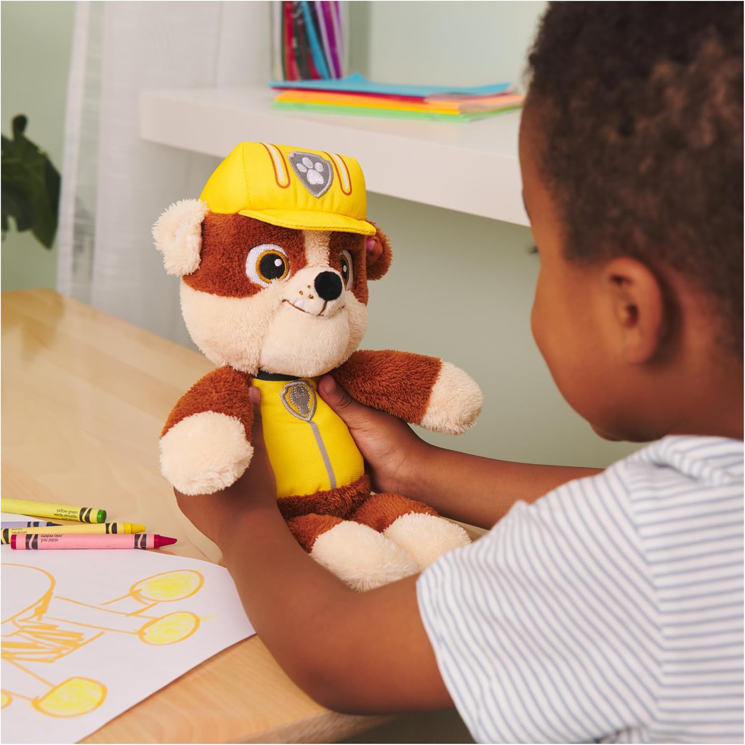 Detalle 2 de GUND PAW Patrol Schlenkerplüsch Rubble, 30 cm – Plüschtier aus Velours-Frottee mit gestickten Augen