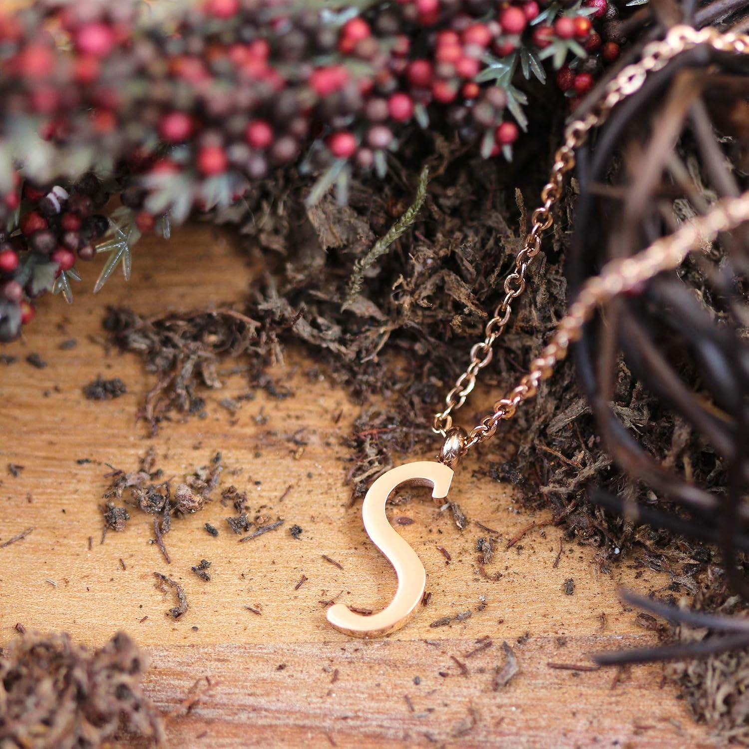 Detalle de Morella Collana da Donna in Acciaio Inox Oro Rosa con Ciondolo Lettera