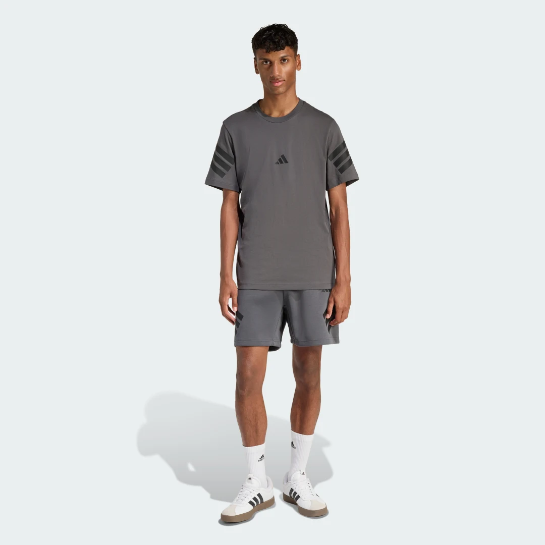 Thumbnail 2 de Pantalón corto Future Icons 3 Stripes — Adidas: versatilidad en gris para tus entrenamientos