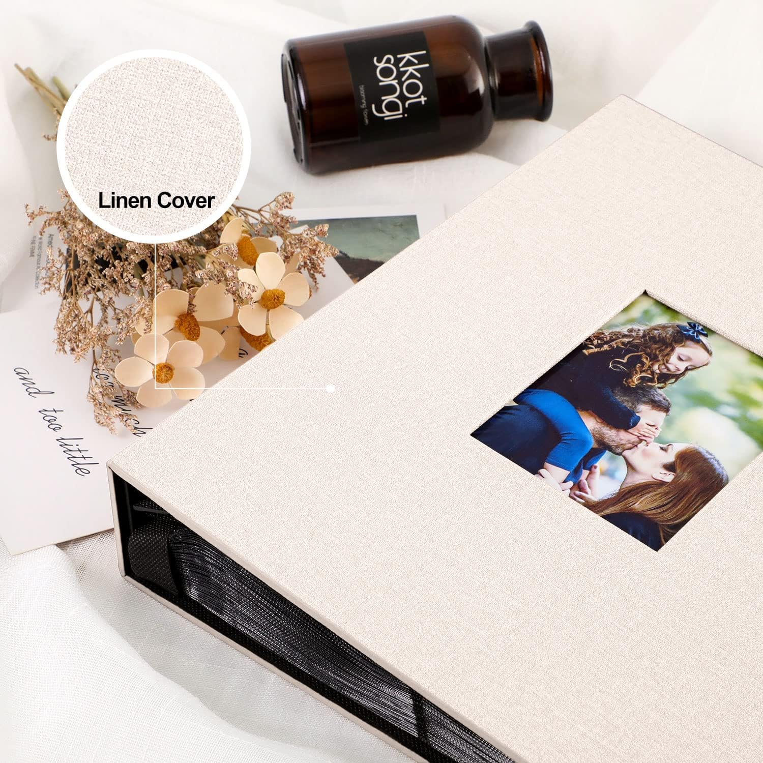 Detalle de Benjia 6x4 slip-in linen photo album with 400 portrait pockets (beige)