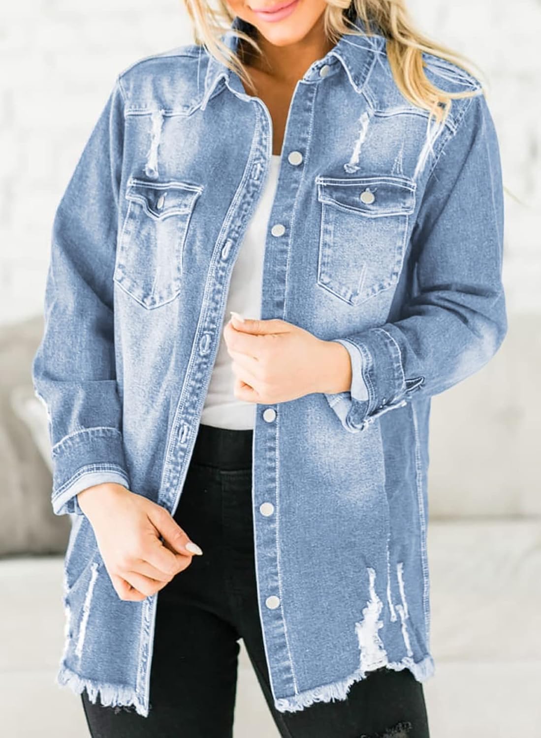 Detalle 2 de Dokotoo Women's Oversized Denim Jacket: Distressed, Casual, and Timeless