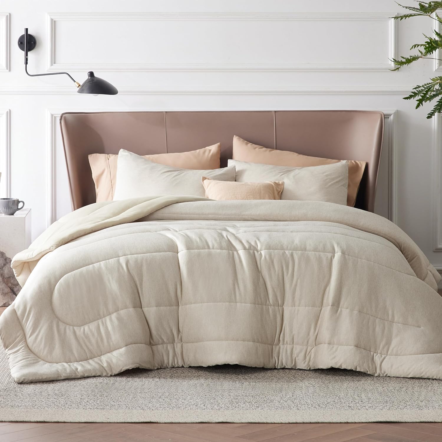 Detalle 2 de Bedsure California King Comforter Set, Reversible Oatmeal Bedding with Corner Loops