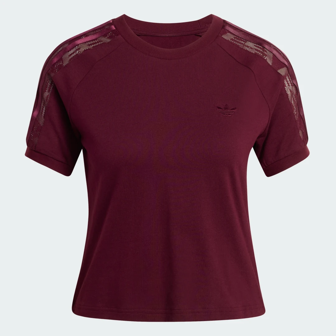 Detalle de Camiseta Lace Cali de Adidas en Burgundy