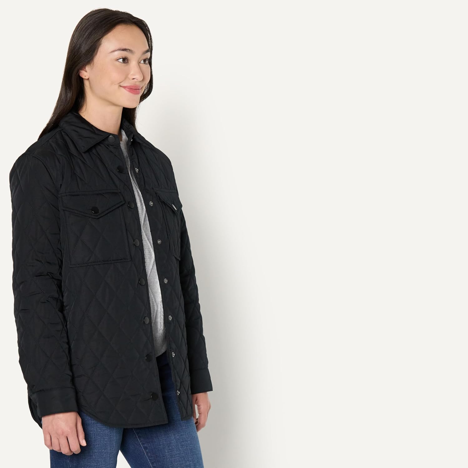 Detalle de Amazon Essentials Damen Lange Relaxed-Fit-Steppjacke mit Druckknöpfen
