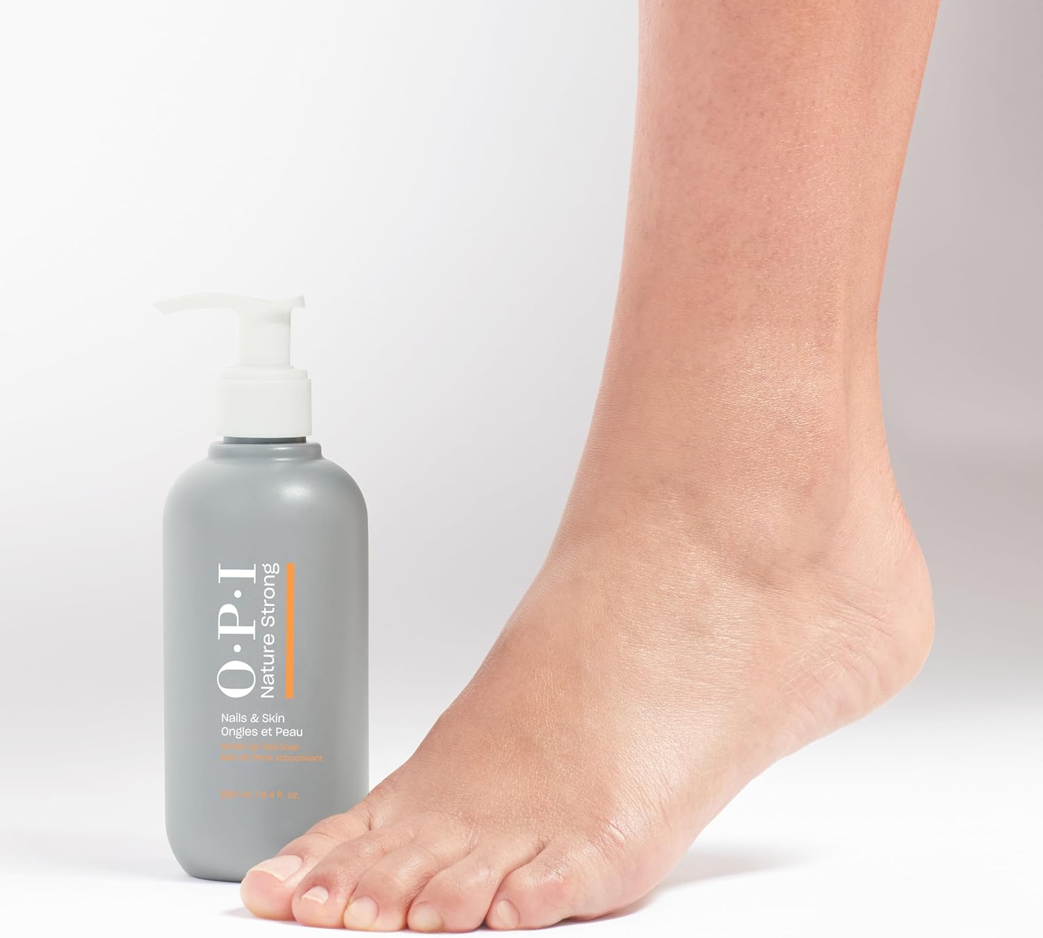 Thumbnail 2 de OPI Nature Strong Skincare Shea Butter Moisturizer & Sea Salt Scrub Foot Treatment