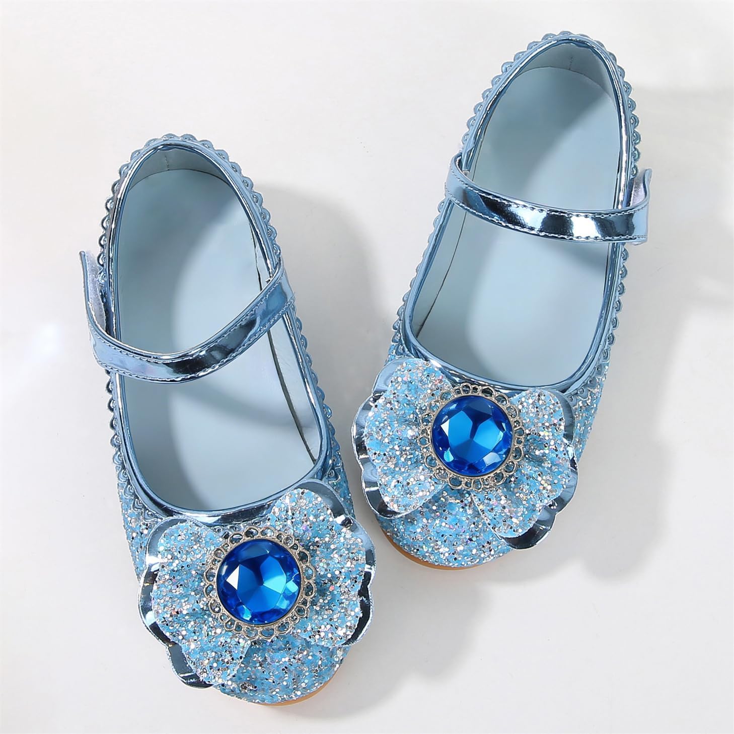 Detalle de FStory&Winyee Prinzessin Schuhe für Mädchen – Glitzernde Elsa-/Prinzessin-Optik, Klettverschluss, 1,5 cm Absatz