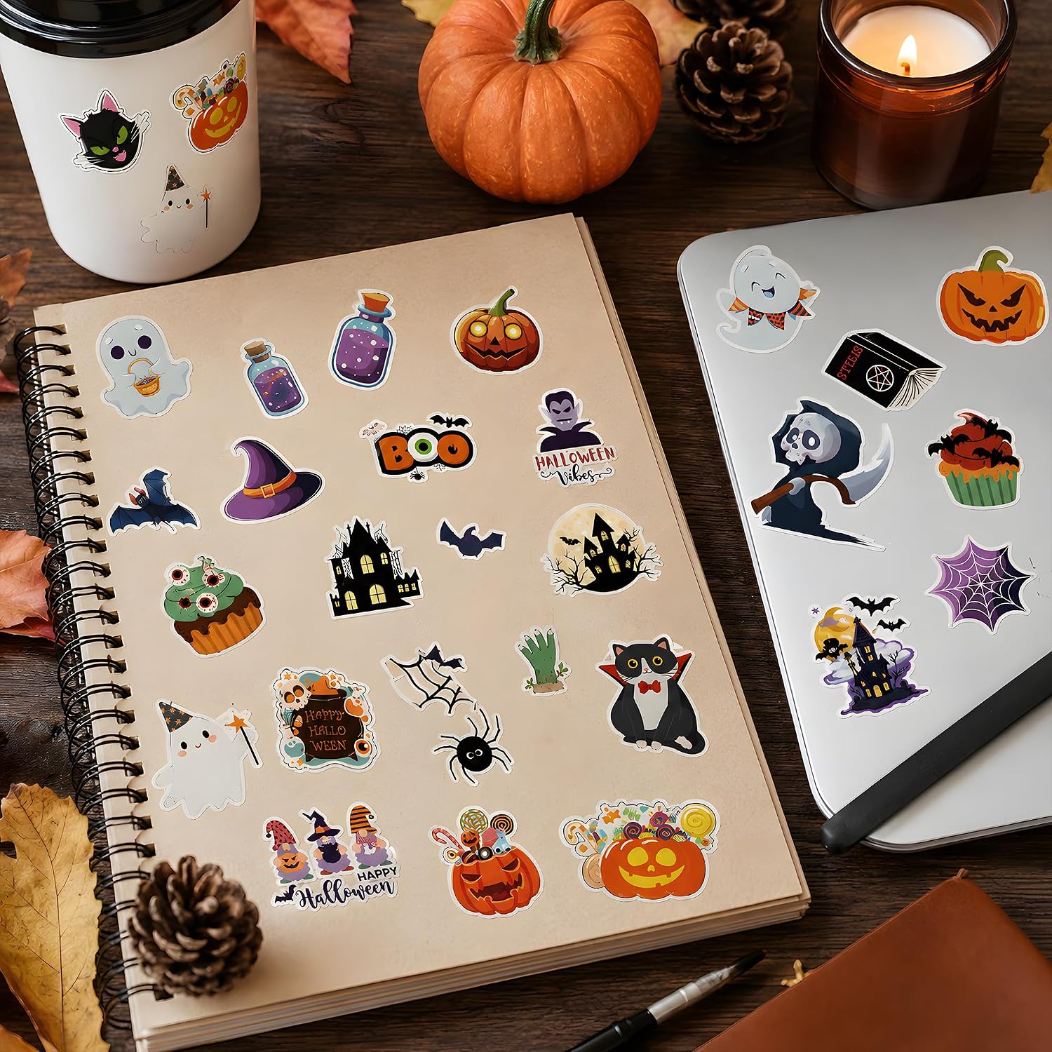 Detalle 1 de Halloween Sticker and Tattoo Set, 160 Pieces