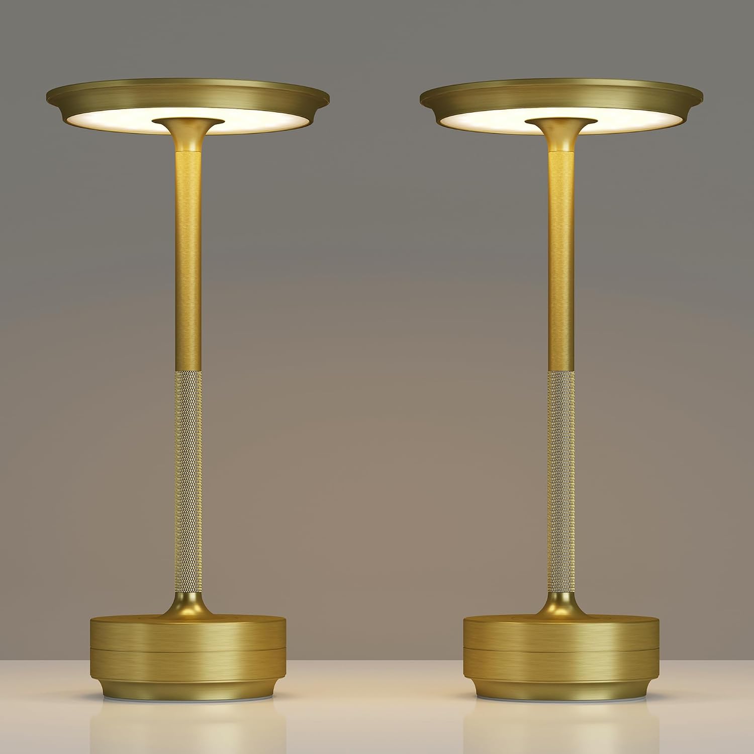 Detalle de TBBGA 2-Pack Rechargeable Cordless Table Lamps (Gold) with Stepless Dimming & Memory