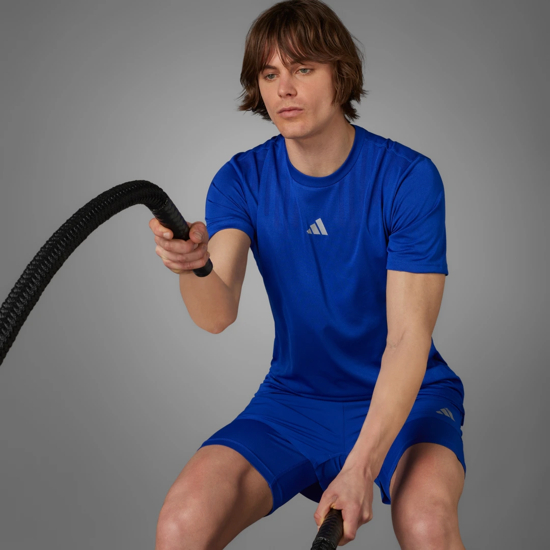 Detalle de Camiseta HIIT Airchill Workout de Adidas (Azul) – comodidade para entreno intenso