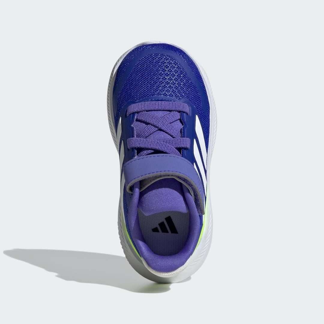 Detalle 2 de Zapatilla Runfalcon 5 Kids de Adidas: azul para el día a día de los más pequeños