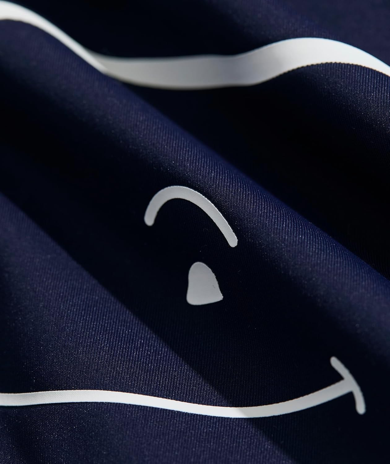 Detalle 1 de Vineyard Vines Boys' Raglan Rashguard
