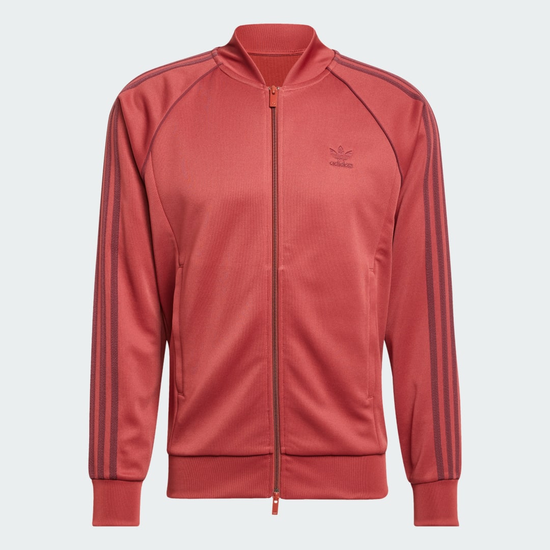 Detalle de Chaqueta SST Adicolor Classics de Adidas: estilo retro en rojo para el día a día
