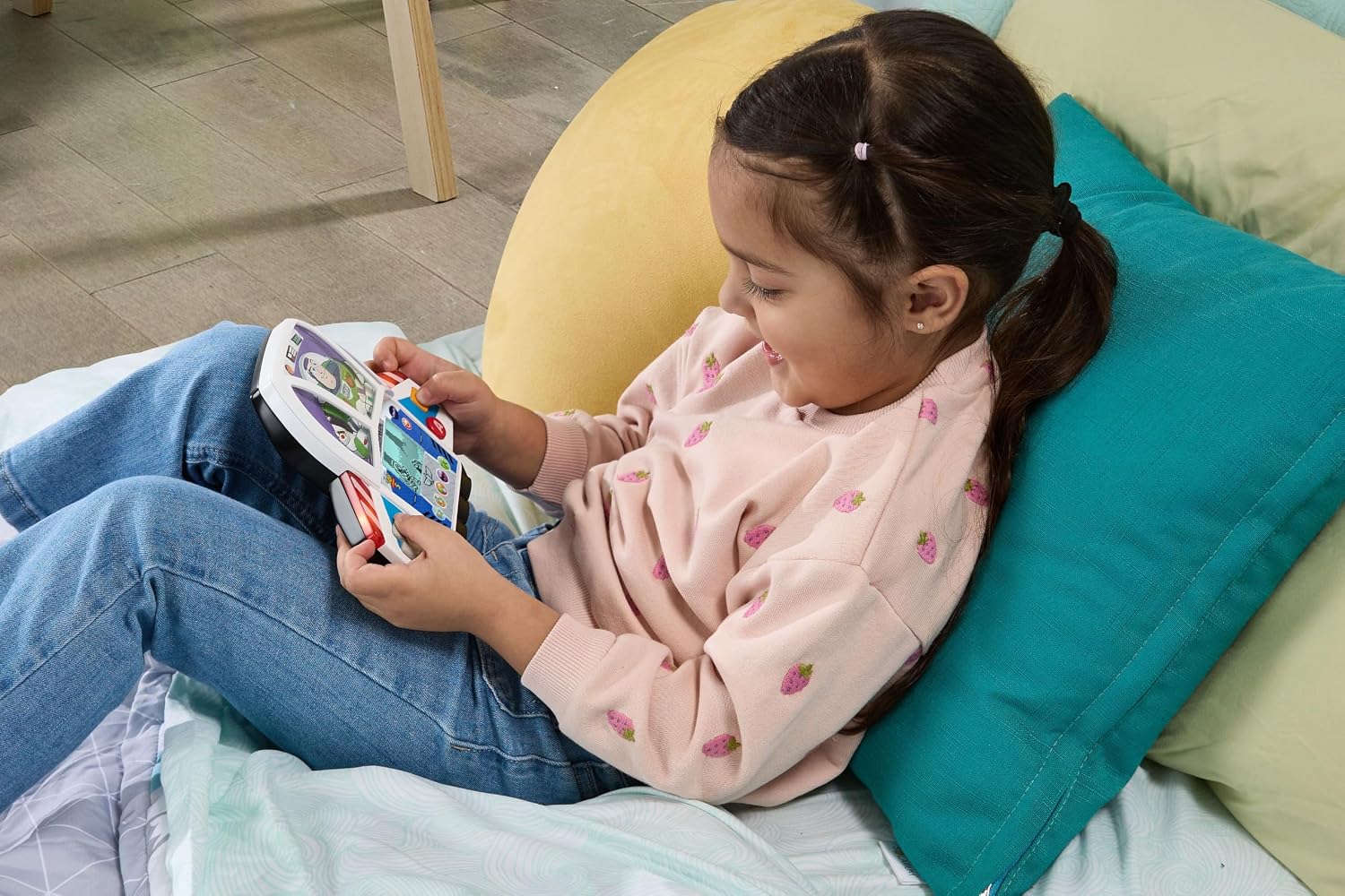 Detalle de VTech Toy Story 5 Buzz Lightyear Game & Go – Handheld Educational Console
