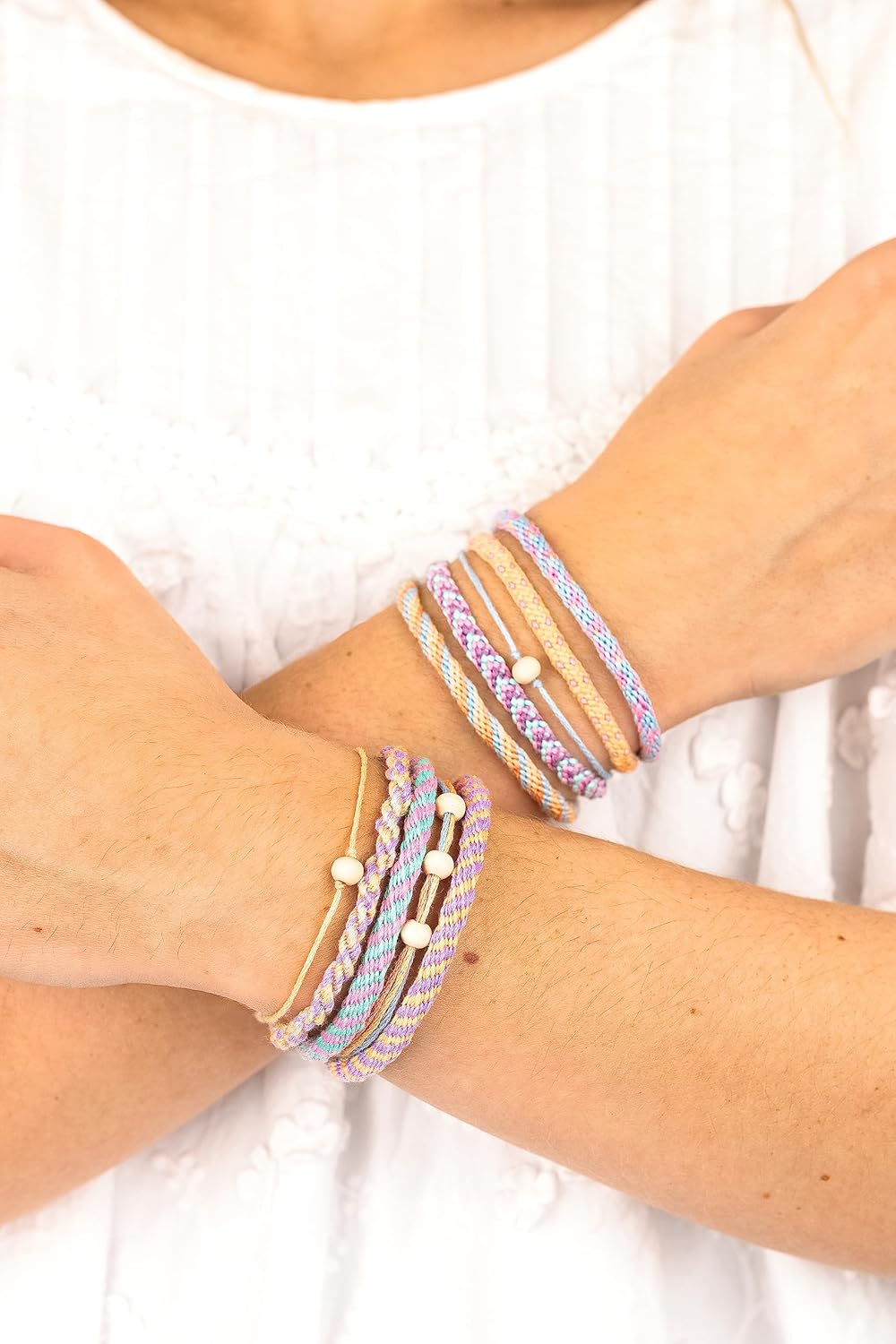 Thumbnail 3 de Set Kumihimo Folia 32039 Pastell Rainbow: 16 pezzi per braccialetti con dischi, filato e perline