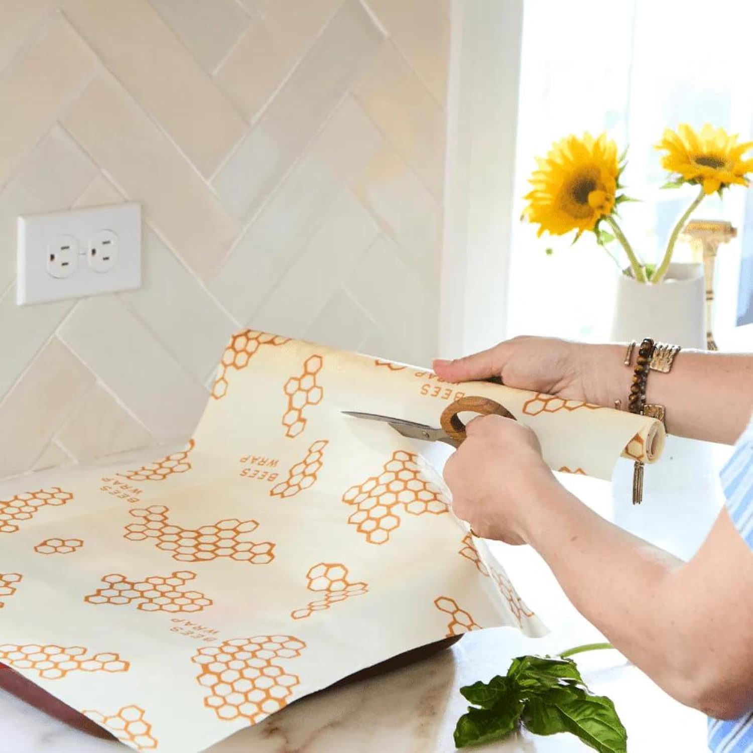 Detalle de Bee's Wrap Beeswax Wrap Roll 14 x 53 in