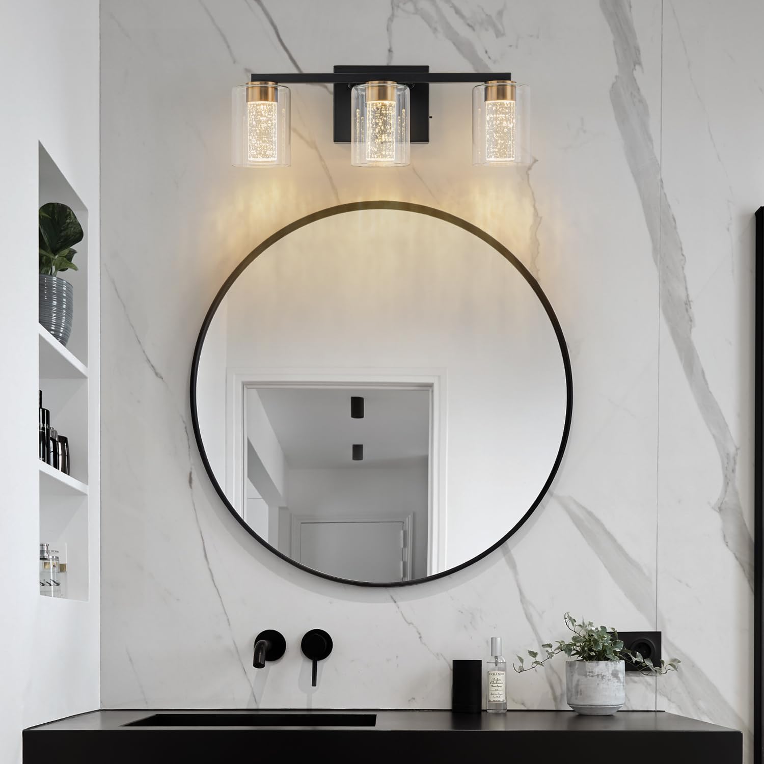Detalle 1 de SineRise a6ca2b1c-22fd-4691-99f6-5eeed2f84787 3-Light Vanity Light, Black and Gold
