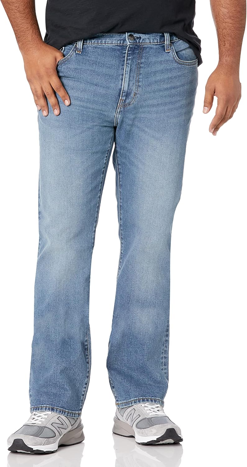 Thumbnail 6 de Amazon Essentials Herren Jeans, Slim-Fit-Stretch, Bootcut – Auslauffarben