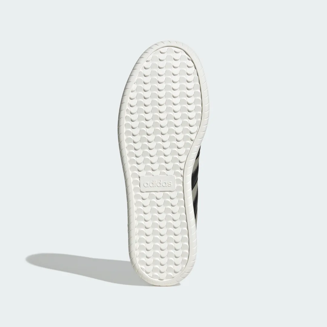 Detalle de Zapatilla Barreda de Adidas — estilo Beige para uso diario