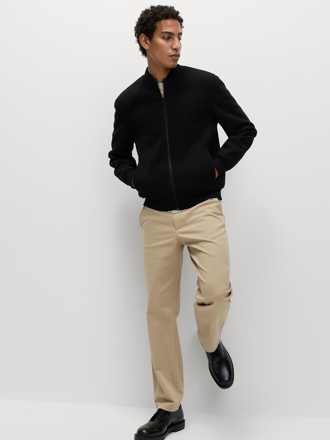 Detalle 2 de Marks & Spencer chino voor heren, normale pasvorm met stretch en zijzakken