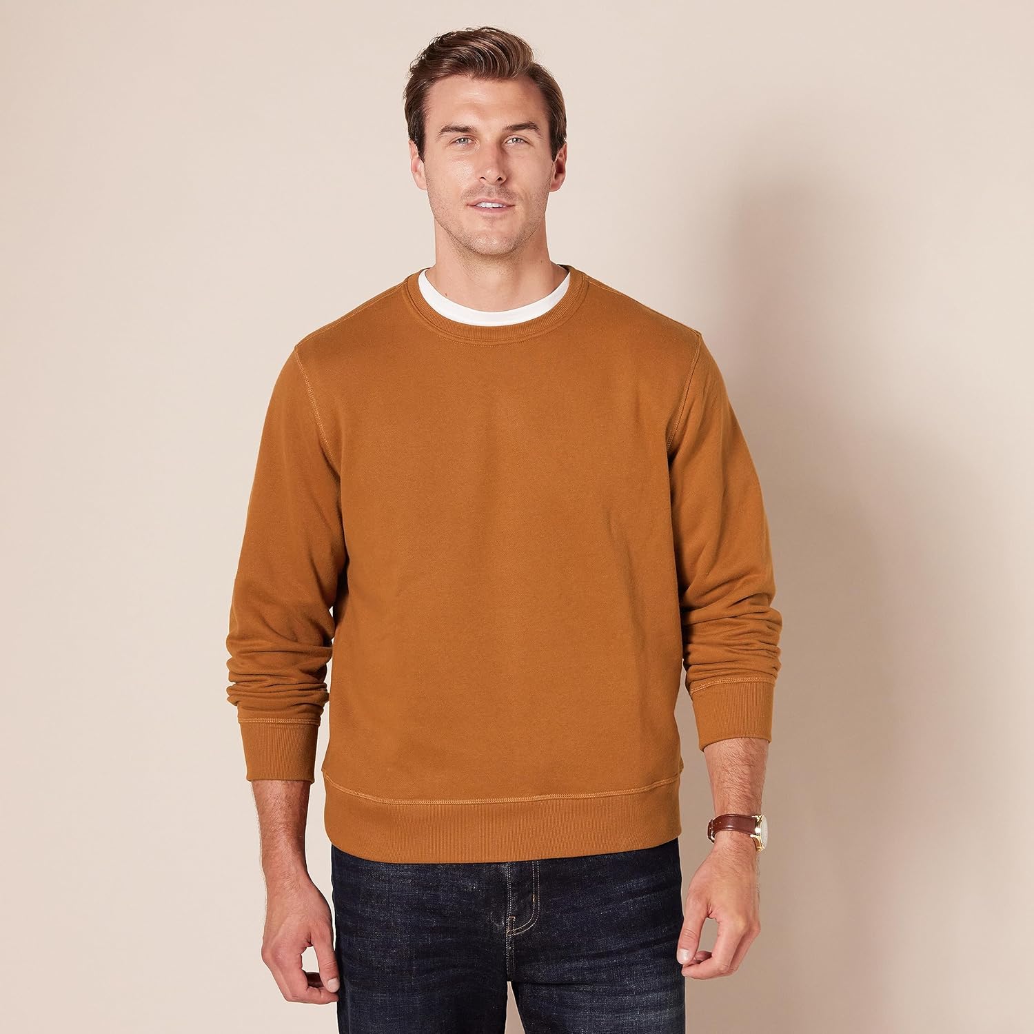 Thumbnail 4 de Amazon Essentials men’s fleece crew neck sweatshirt (big & tall) – regular fit