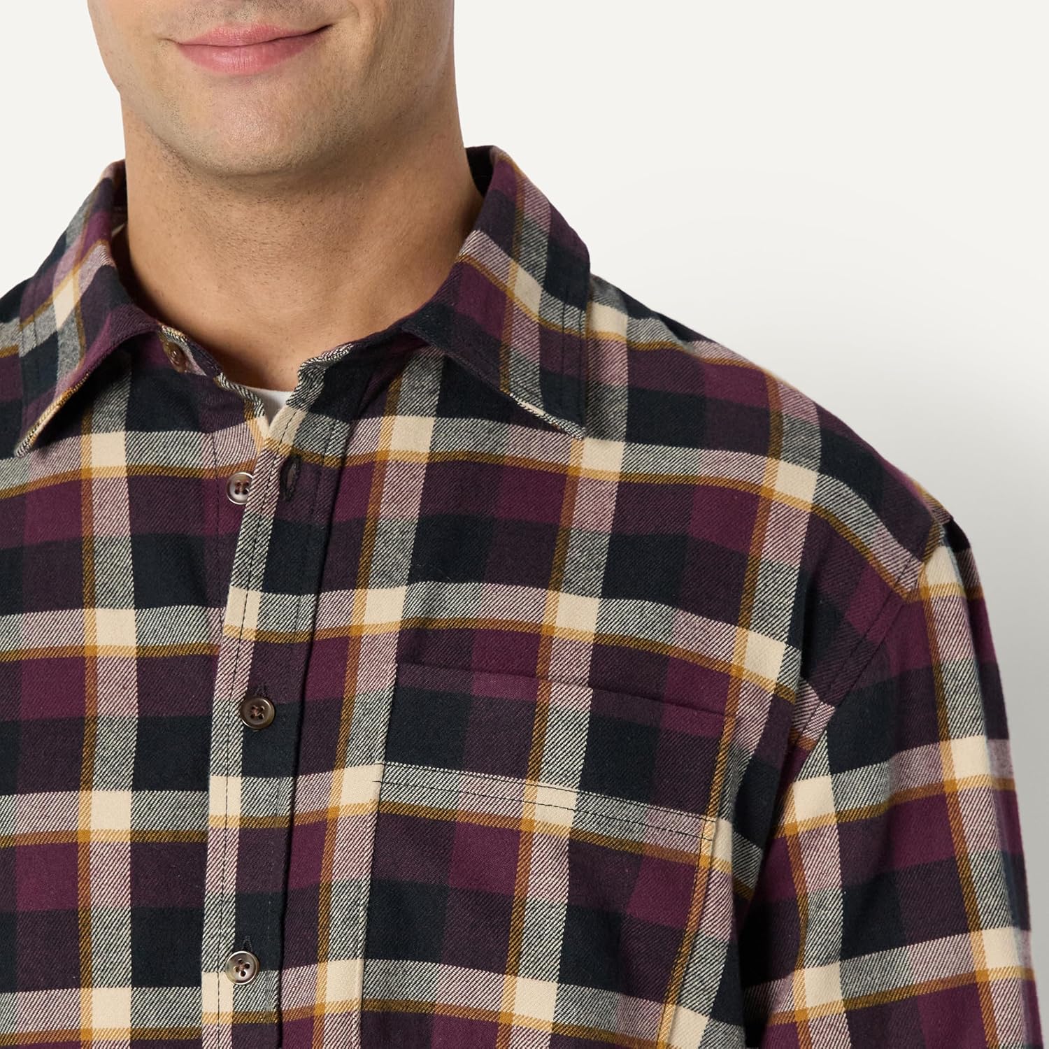 Thumbnail 4 de Amazon Essentials Herren Relaxed-Fit Flanellhemd mit langen Ärmeln