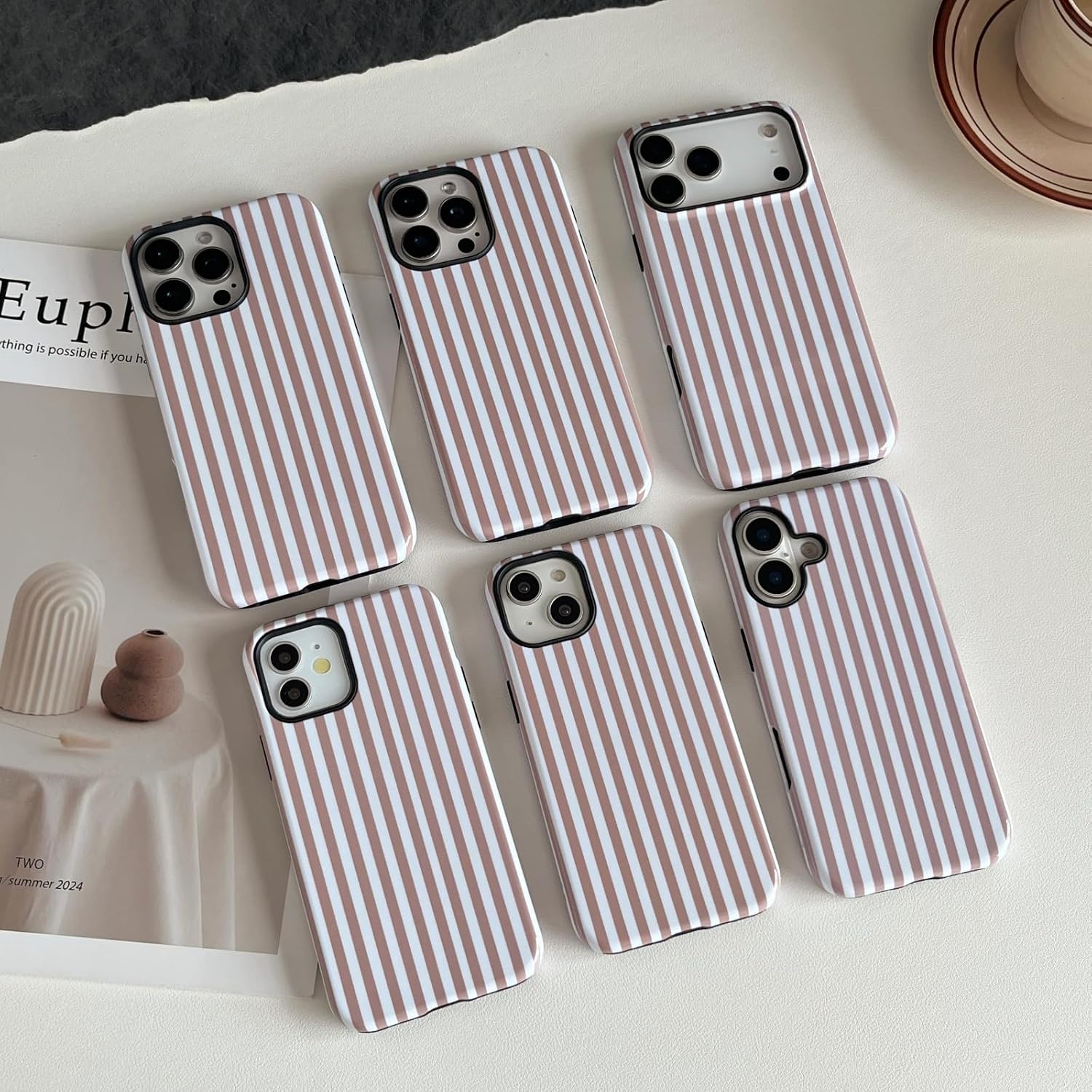 Thumbnail 2 de Longlayss iPhone 17 Pro Max Case — Cute Striped Shockproof Slim TPU & Hard PC Cover (Light Brown)