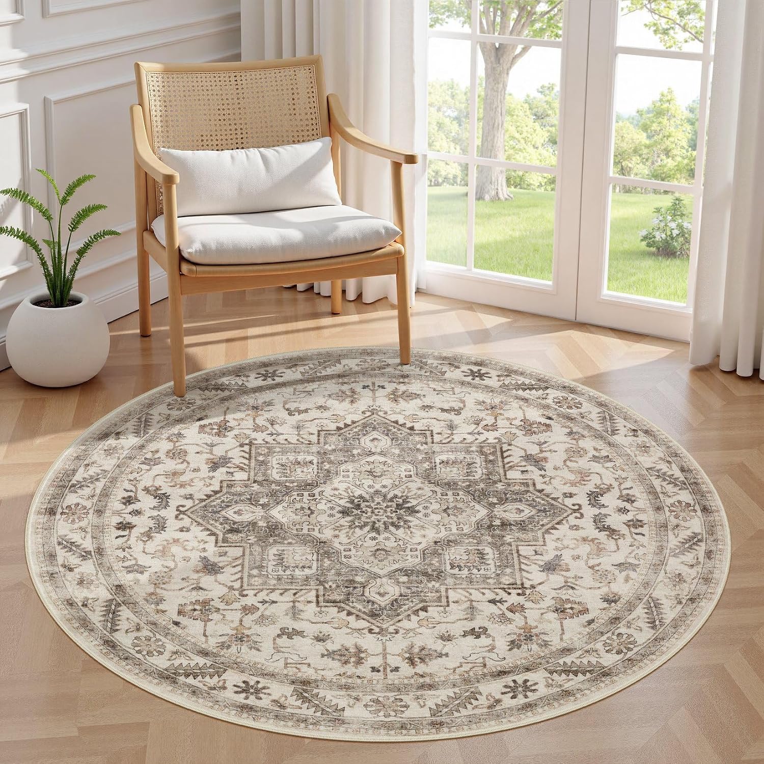 Detalle de cotiled 5ft Round Area Rug, Light Brown Traditional Distressed Design