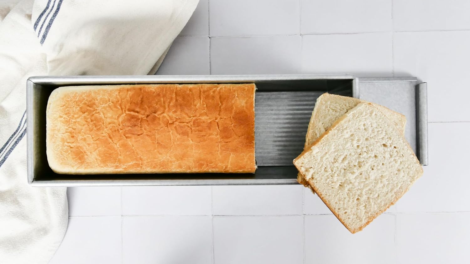 Detalle de USA Pan Pullman Loaf Pan 13 x 4 inches