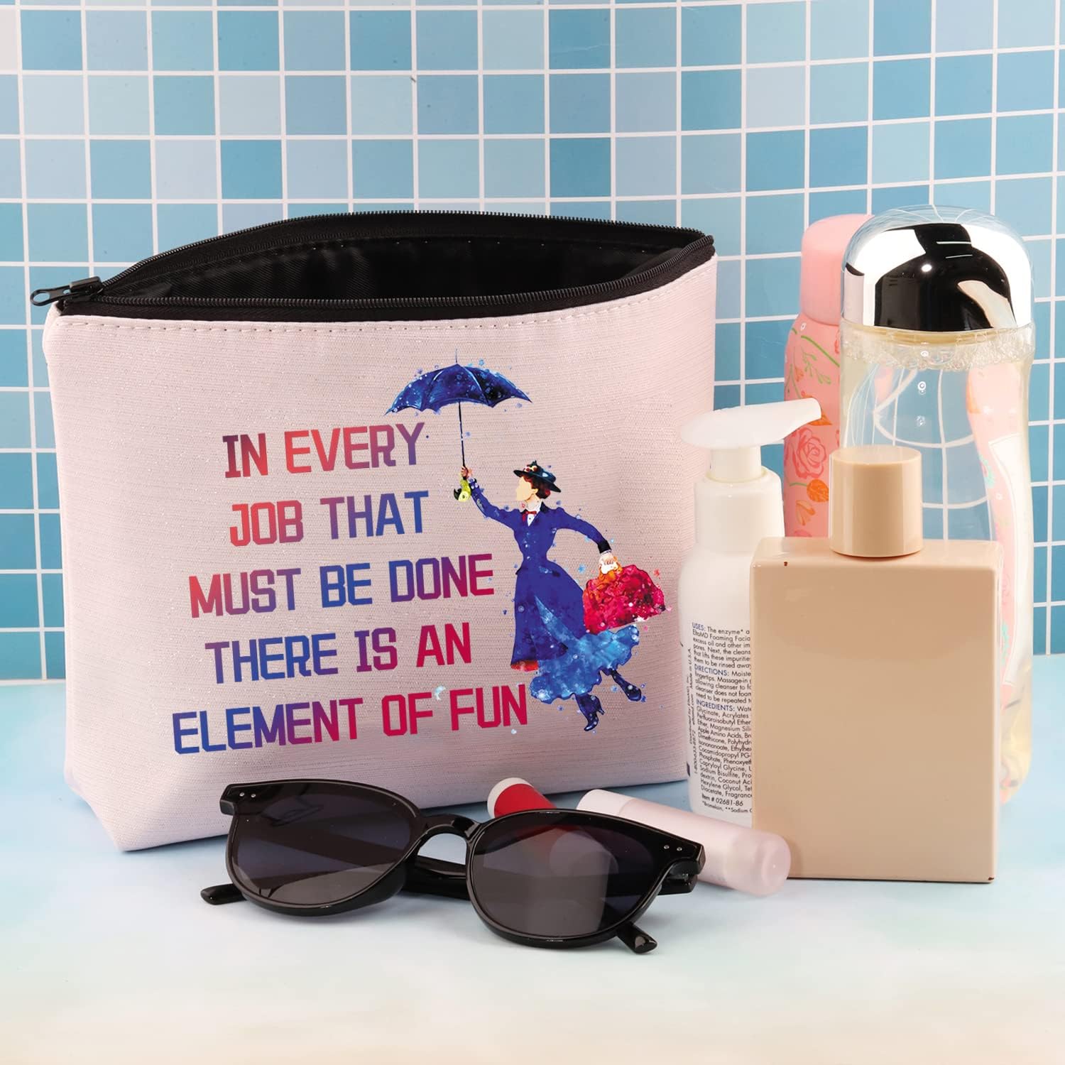 Detalle de PLITI Mary Umbrella Makeup Bag: a practical, fun organiser for every busy day