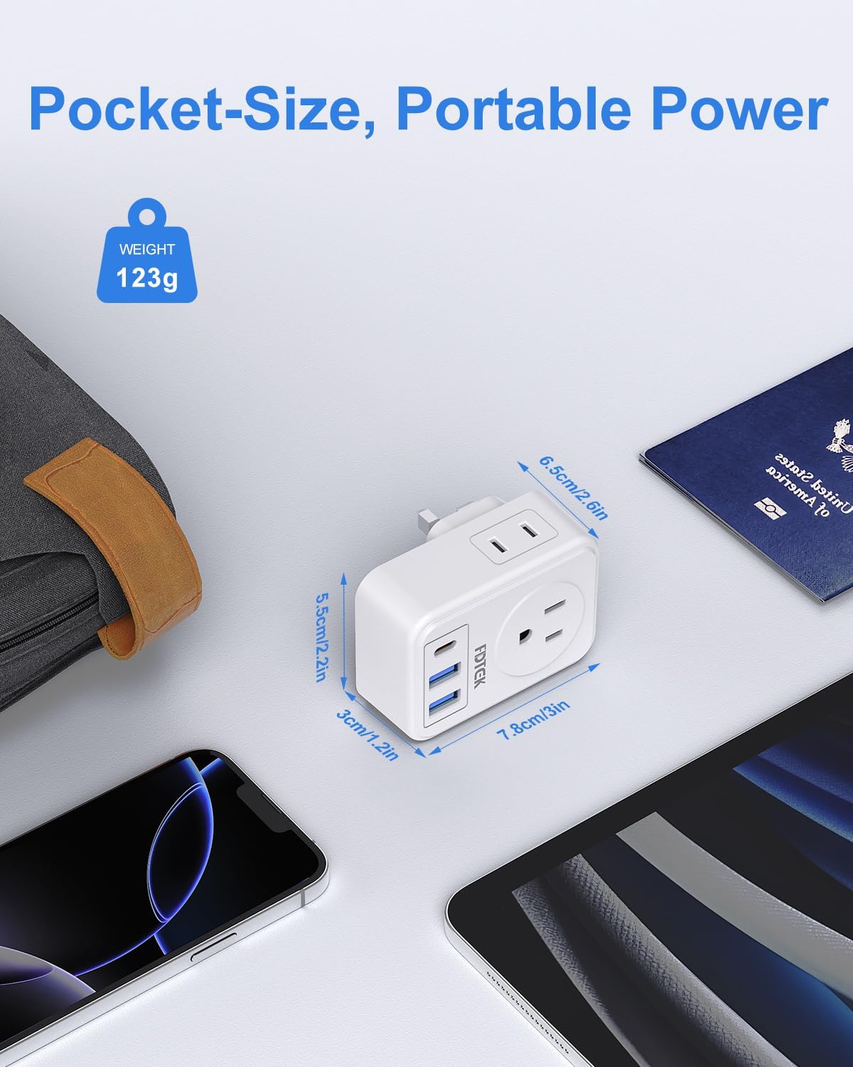 Detalle 2 de FDTEK US to UK Plug Adapter with 3 USB Slots (7-in-1) – Type A/B to Type G