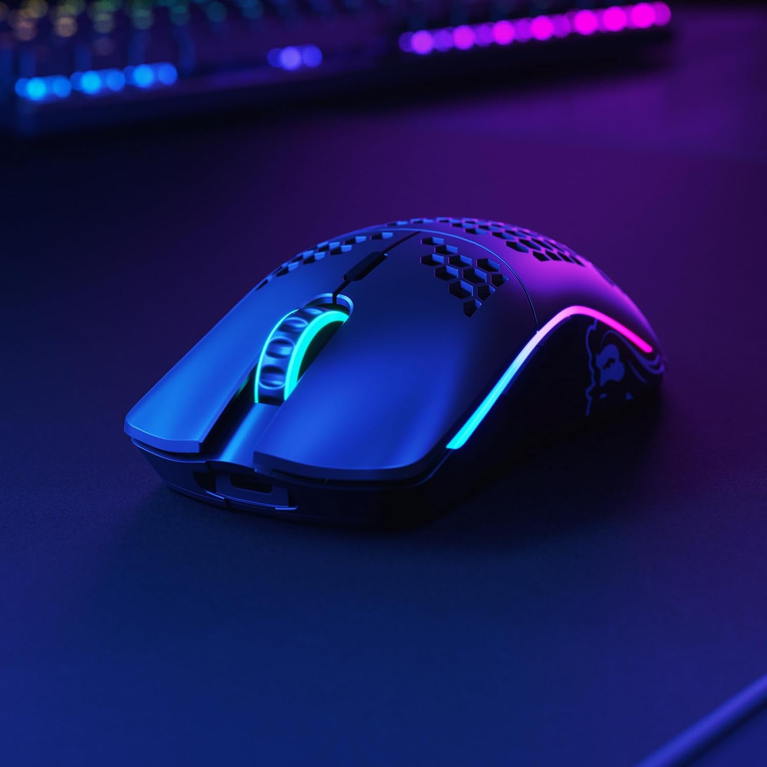 Detalle de Glorious Model O Wireless ワイヤレスゲーミングマウス 69g・BAMFセンサー・RGB