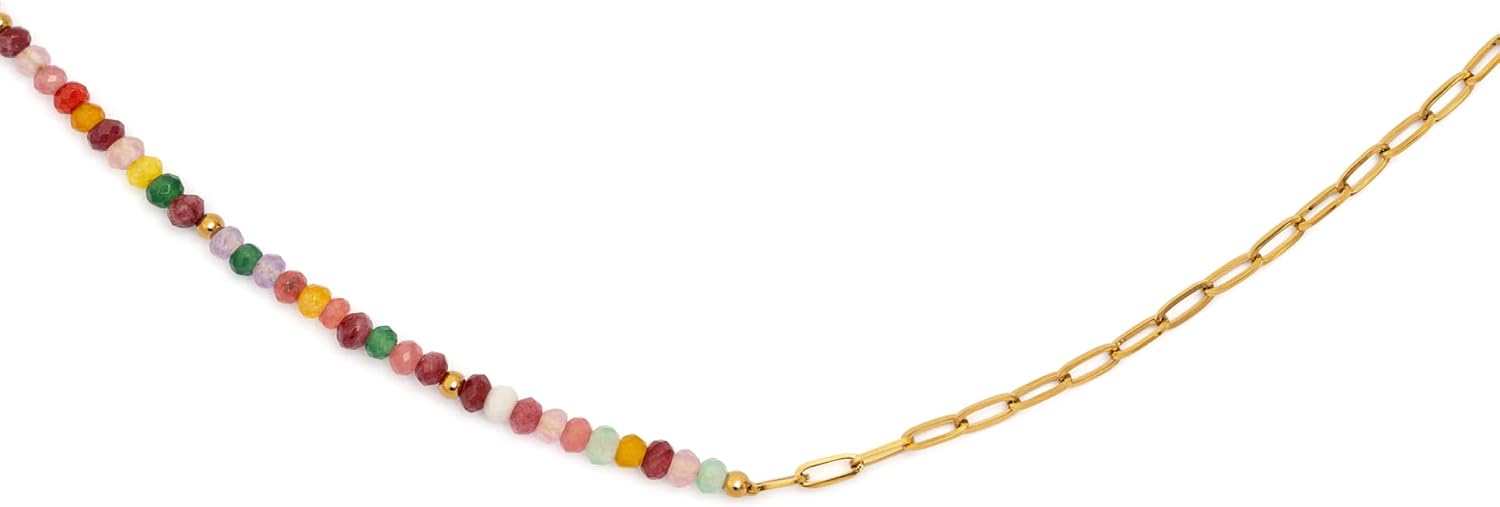 Detalle de Collar Chic Amalia SINGULARU en acero con baño en oro de 18 Kt y cristales de color