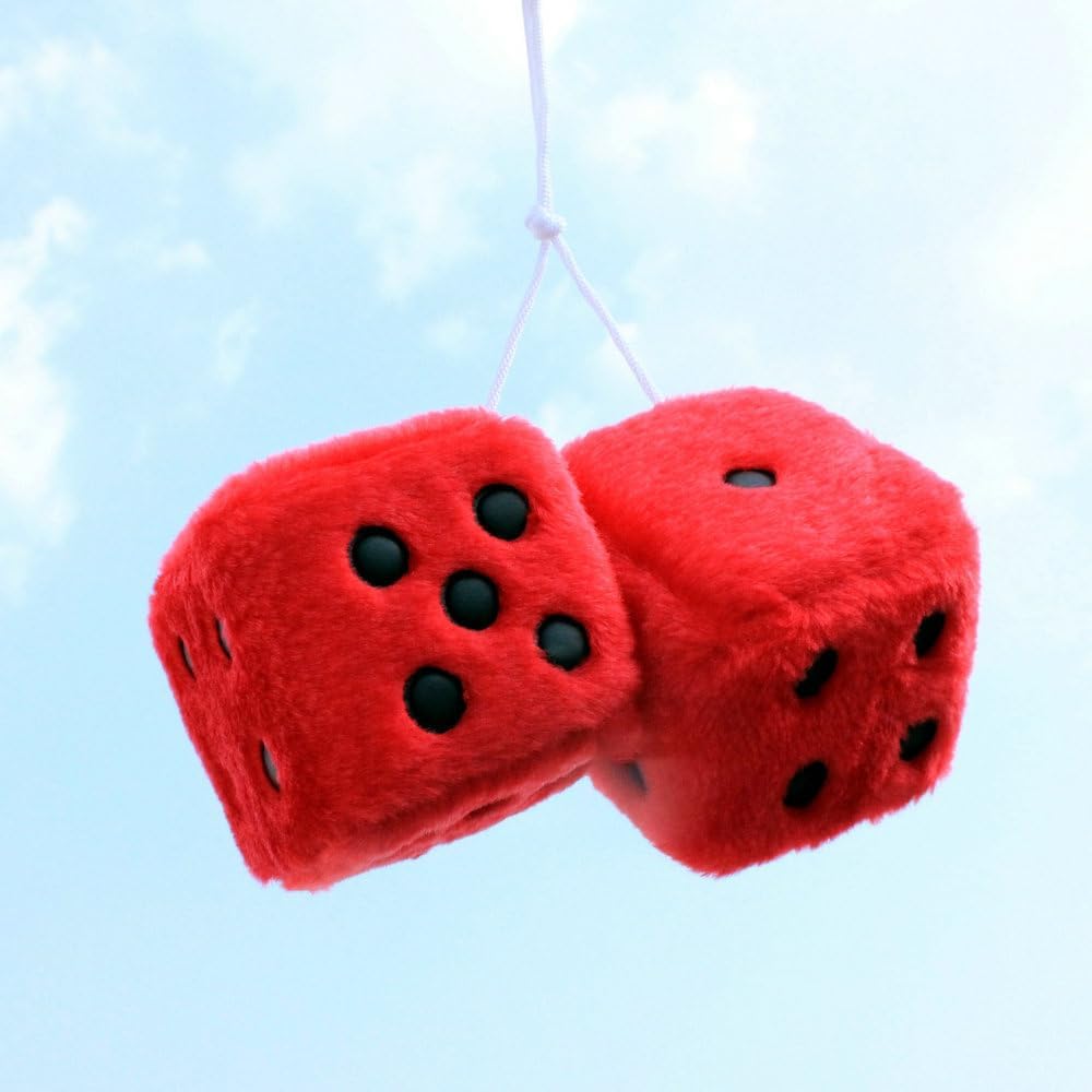 Detalle de Fuzzy Plush Dice Car Decoration – Square Plush Dice with Dots for Rearview Mirror
