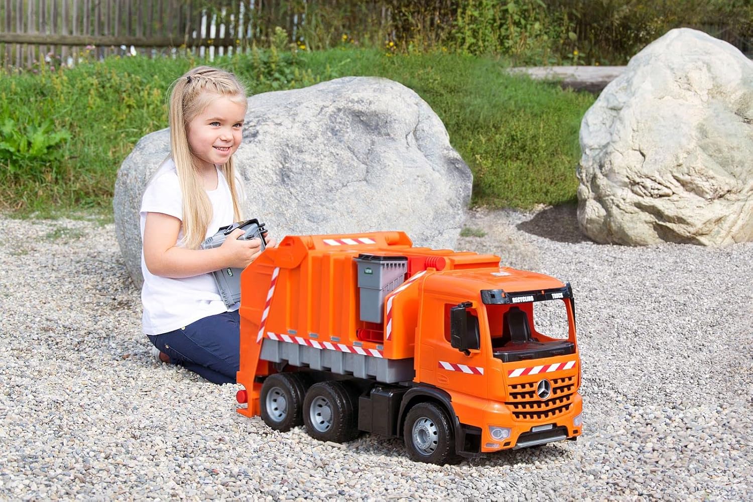 Detalle de LENA Giga Trucks Mercedes-Benz Arocs Immondizia: camion per 3+ anni in plastica resistente