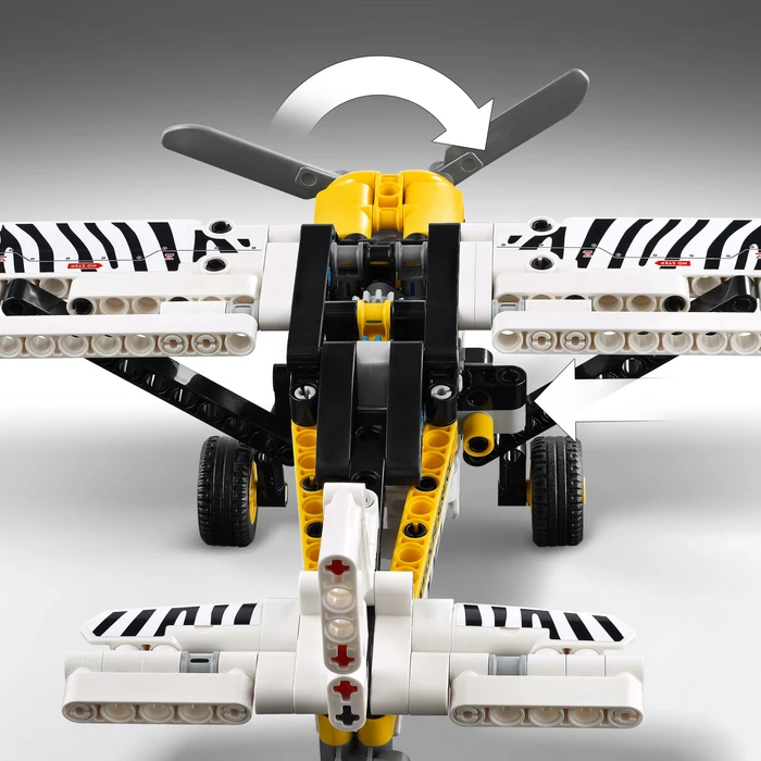 Detalle de LEGO Technic Propellerflugzeug 42198 – realistischer Flugspaß mit 333 Bausteinen