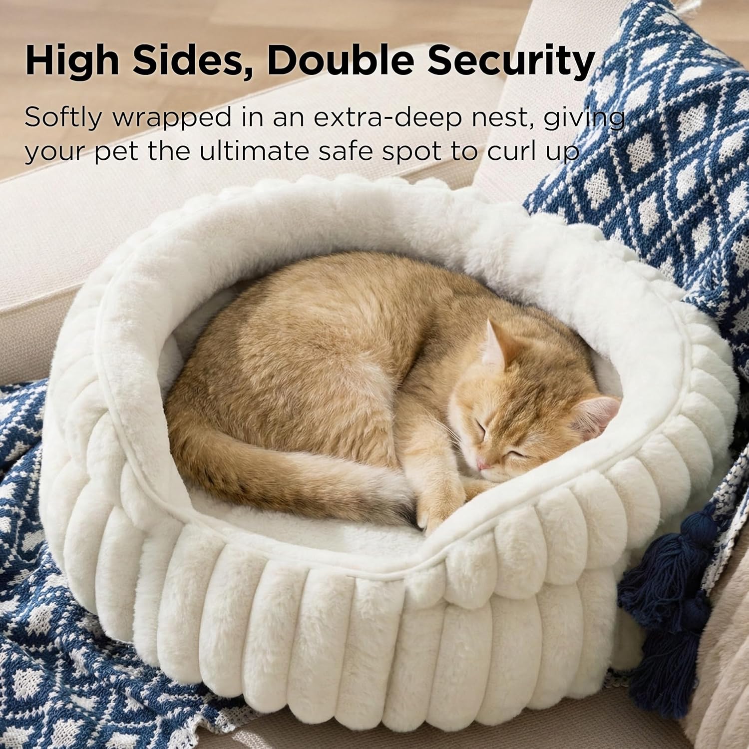 Detalle 2 de Bedsure Cat Bed Washable Kitten Bed 51x51cm Corduroy Fleece Round Semi-Enclosed with Non-Slip Base