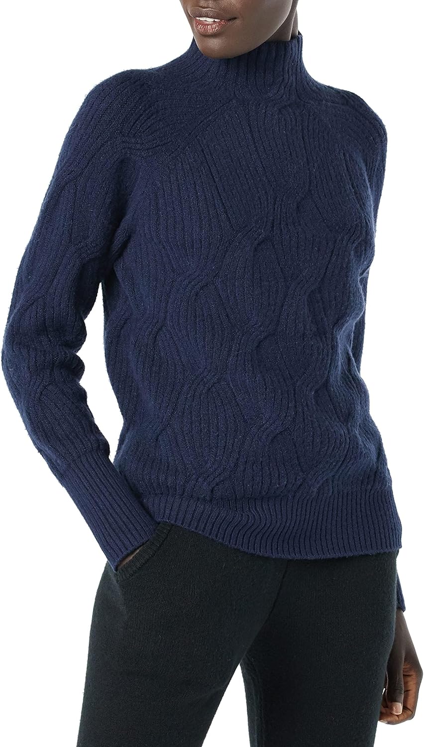 Thumbnail 6 de Amazon Essentials Women's Soft Touch Cable Knit Funnel Neck Jumper