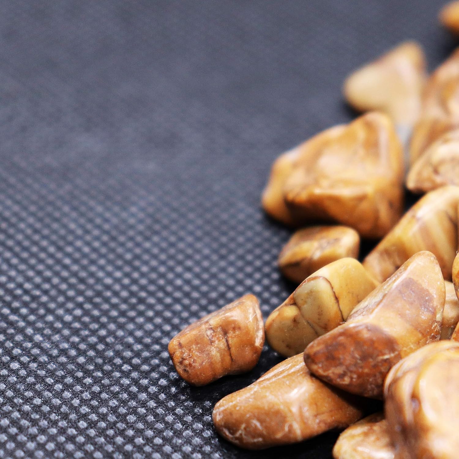 Thumbnail 4 de Aquagart Unkrautvlies 30 m² (1,5 m breit, 150 g/m²) inkl. 10 Erdanker – wasserdurchlässige Mulch-/Wurzelmatte