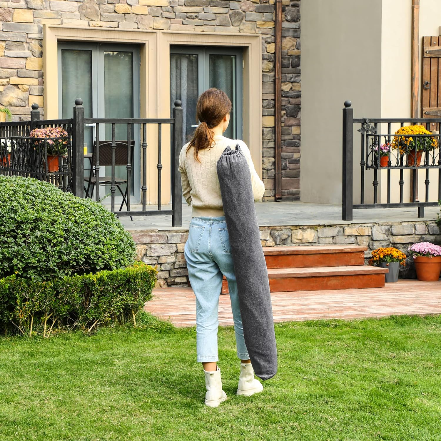 Thumbnail 3 de SONGMICS Outdoor-Hängematte mit 2 Holzstangen, 2 Kissen und Tragetasche (bis 300 kg) – grau GDC022G01