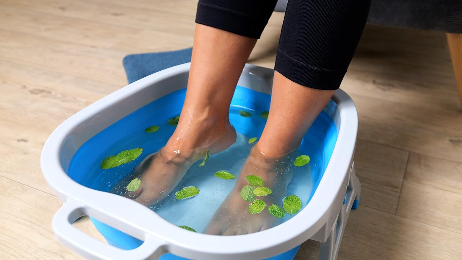 Detalle de Eurotel PIEDS’RELAX (MENTHE) – Soin Bain des Pieds, 20 Billes Effervescentes aux Huiles Essentielles
