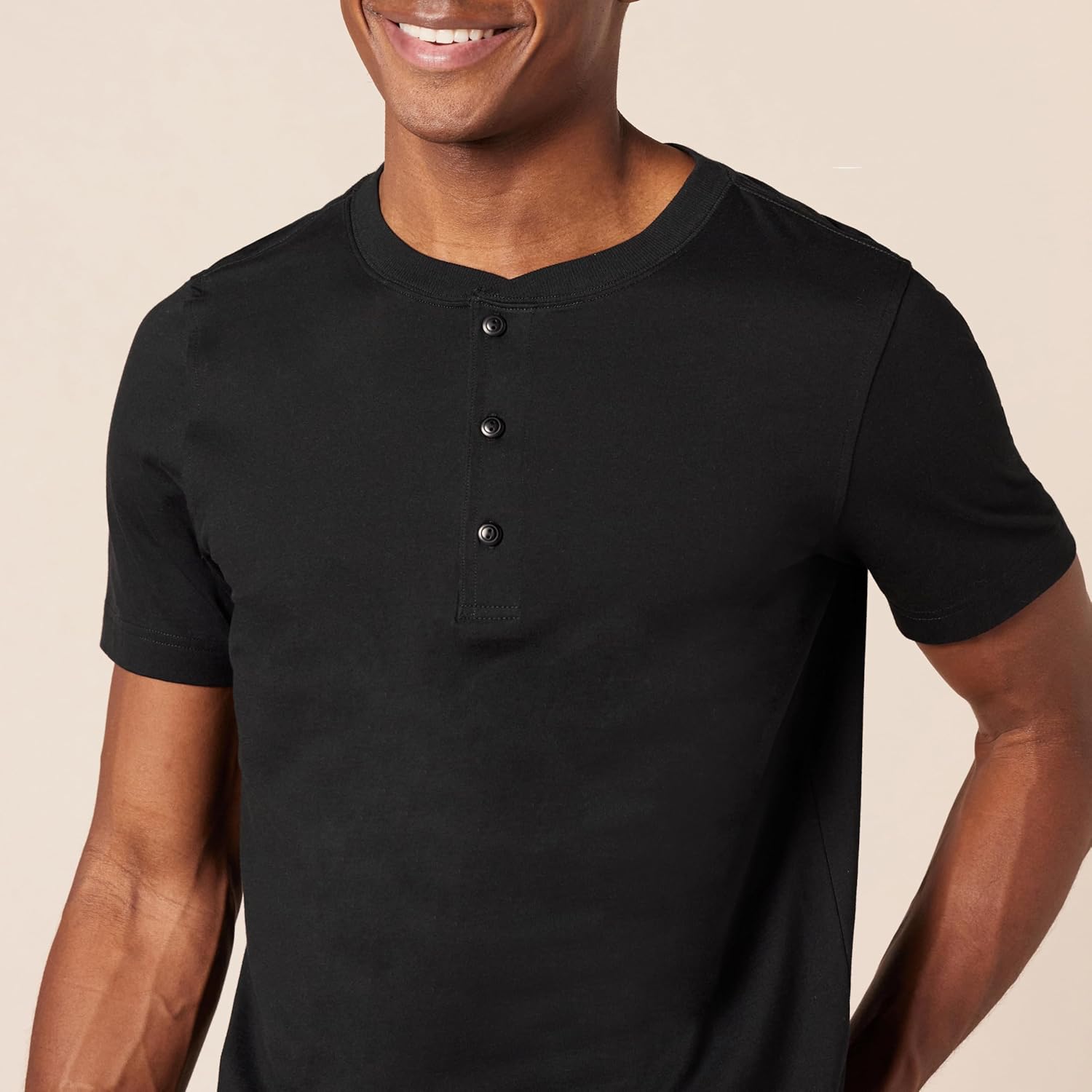 Detalle 1 de Amazon Essentials Slim-Fit Henley Tee Pack of 2