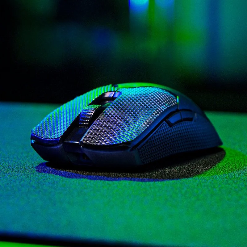 Detalle 2 de Razer Viper V2 Pro ratón gaming inalámbrico óptico 30.000 DPI (negro)