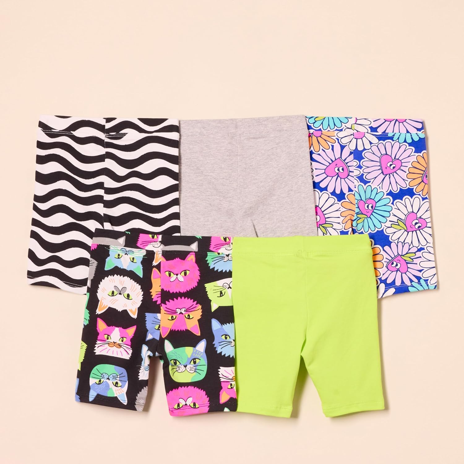 Detalle de Amazon Essentials Girls and Toddlers' Midi Cycling Shorts (5-Pack) – Previously Spotted Zebra