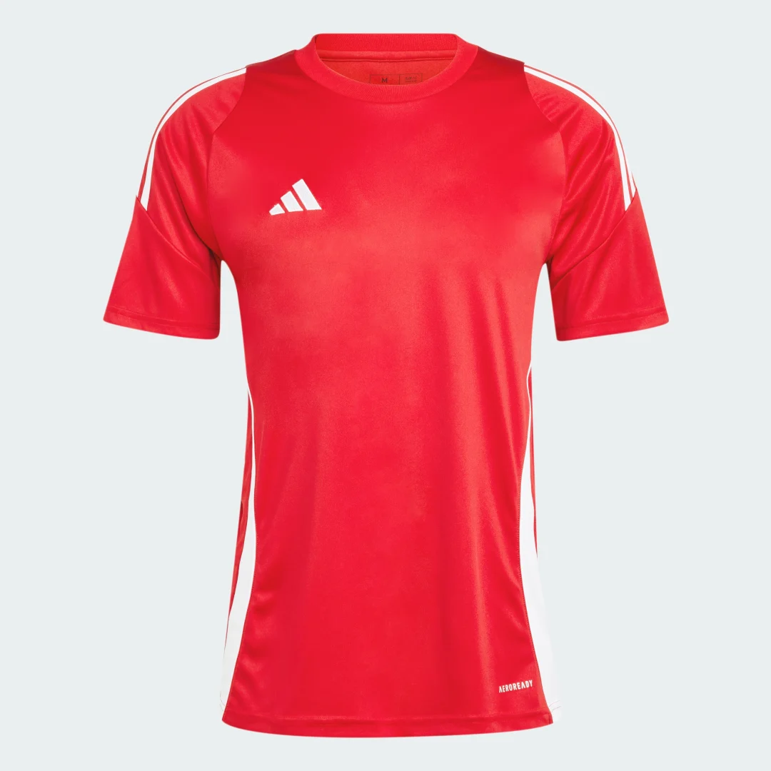 Detalle de Camiseta Tiro 24 de Adidas: ¿vale la pena para tus entrenamientos?