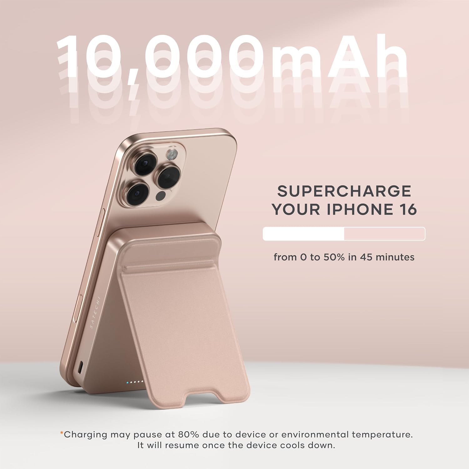 Detalle de SATECHI OntheGo™ Power Bank MagSafe 10000mAh con supporto integrato e ricarica Qi2/ MagSafe (15W) – Rose