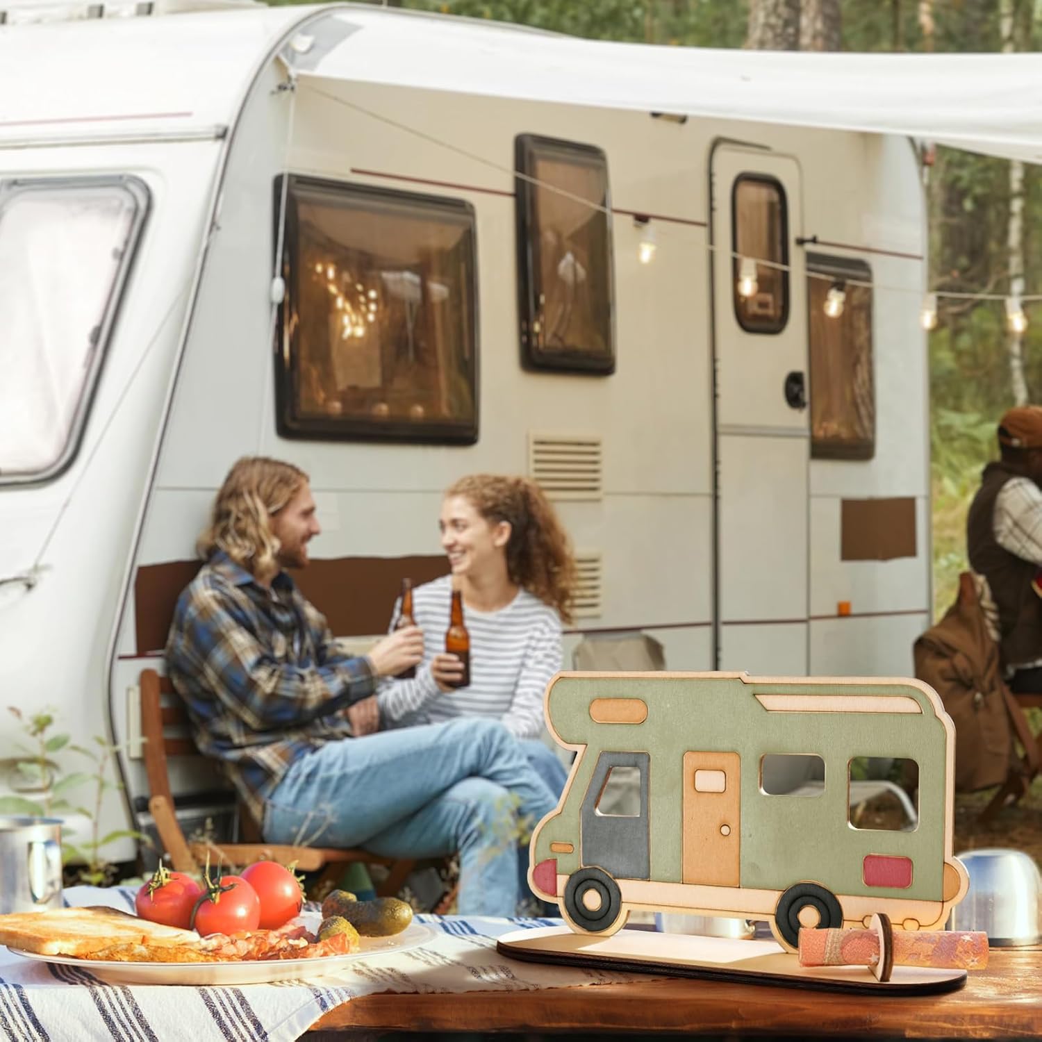 Thumbnail 1 de HOLDLEAF Wohnwagen Geburtstag Geldgeschenk aus Holz – Reisekasse im Caravan-Design für Camper