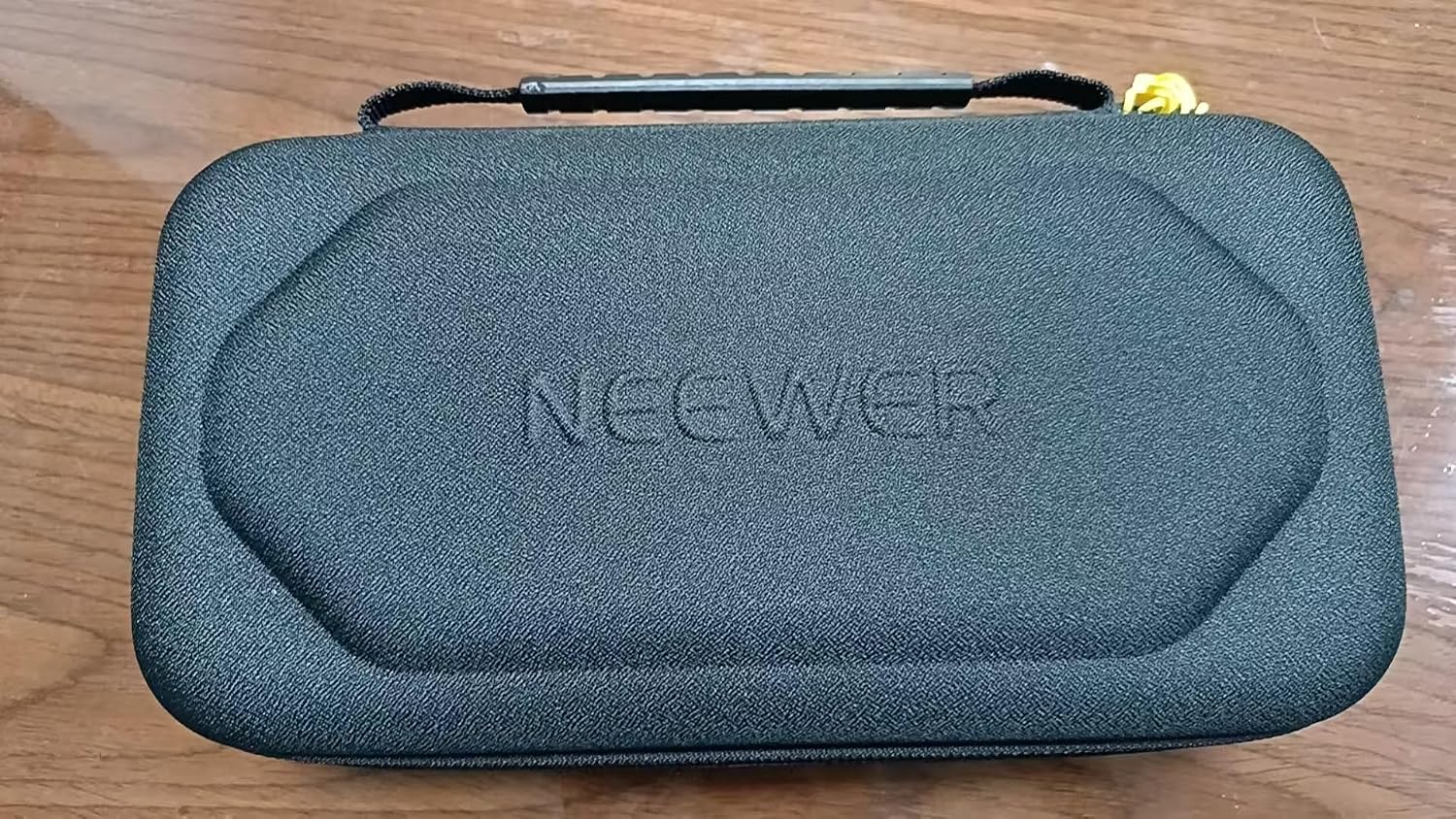 Detalle 2 de NEEWER Custodia rigida per microfono wireless PD033 per doppio sistema (JBL PartyBox)